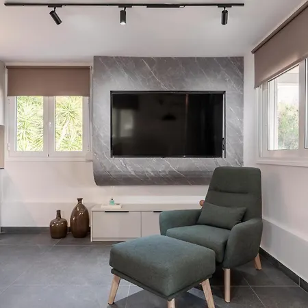 Serelion Portoheli * Pórto Héli