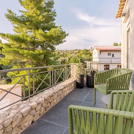 Serelion Portoheli Apartman